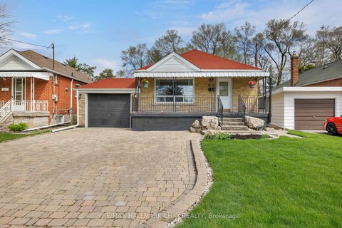 Photo 5 at 239 Ellington Drive, Maryvale, Toronto