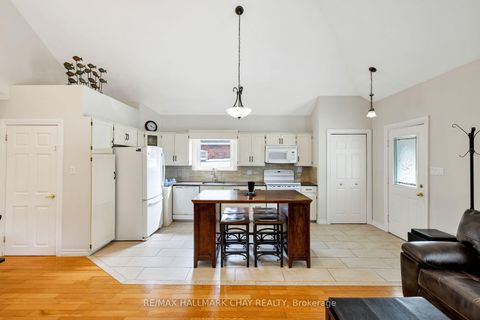 Photo 9 at 239 Ellington Drive, Maryvale, Toronto