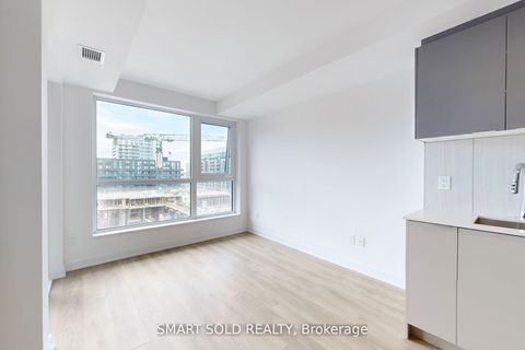 Photo 15 at 628 - 8 Tippett Road, Clanton Park, Toronto