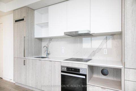Photo 4 at 6606 - 138 Downes Street, Waterfront Communities C8, Toronto