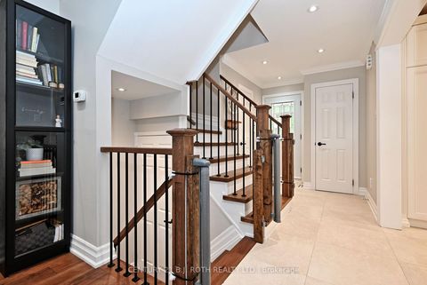 Photo 7 at 99 Sandfield Drive, Aurora Highlands, Aurora