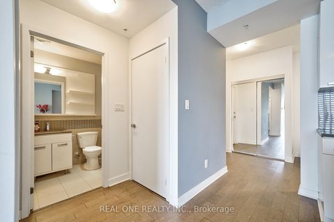 Photo 14 at 3106 - 295 Adelaide Street W, Waterfront Communities C1, Toronto