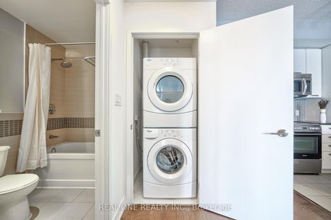 Photo 22 at 3106 - 295 Adelaide Street W, Waterfront Communities C1, Toronto