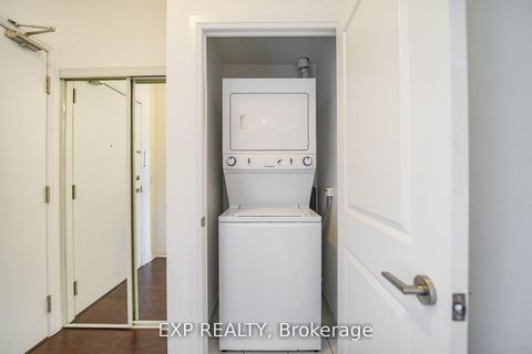 Photo 16 at 1011 - 55 Oneida Crescent, Langstaff, Richmond Hill