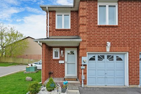 Photo 3 at 20 - 811 Wilson Road N, Pinecrest, Oshawa