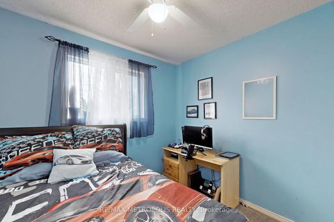 Photo 28 at 20 - 811 Wilson Road N, Pinecrest, Oshawa