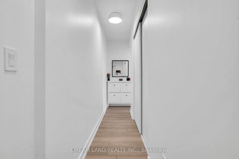 Photo 8 at 621 - 8 Tippett Road, Clanton Park, Toronto
