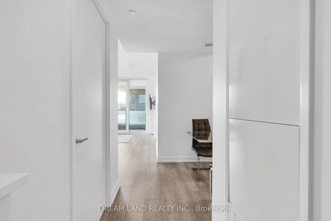 Photo 9 at 621 - 8 Tippett Road, Clanton Park, Toronto