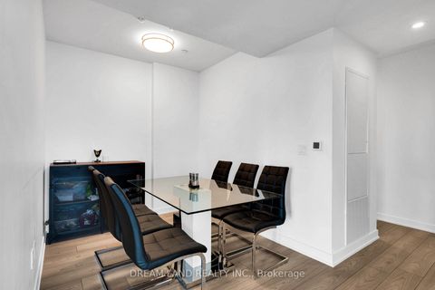 Photo 11 at 621 - 8 Tippett Road, Clanton Park, Toronto