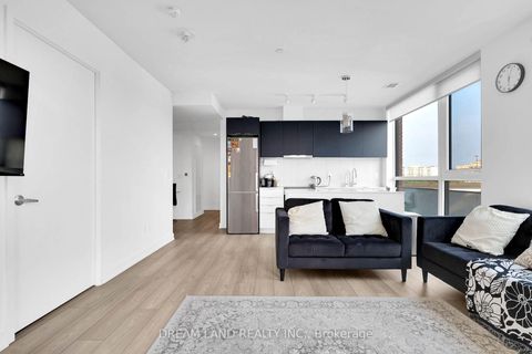Photo 13 at 621 - 8 Tippett Road, Clanton Park, Toronto