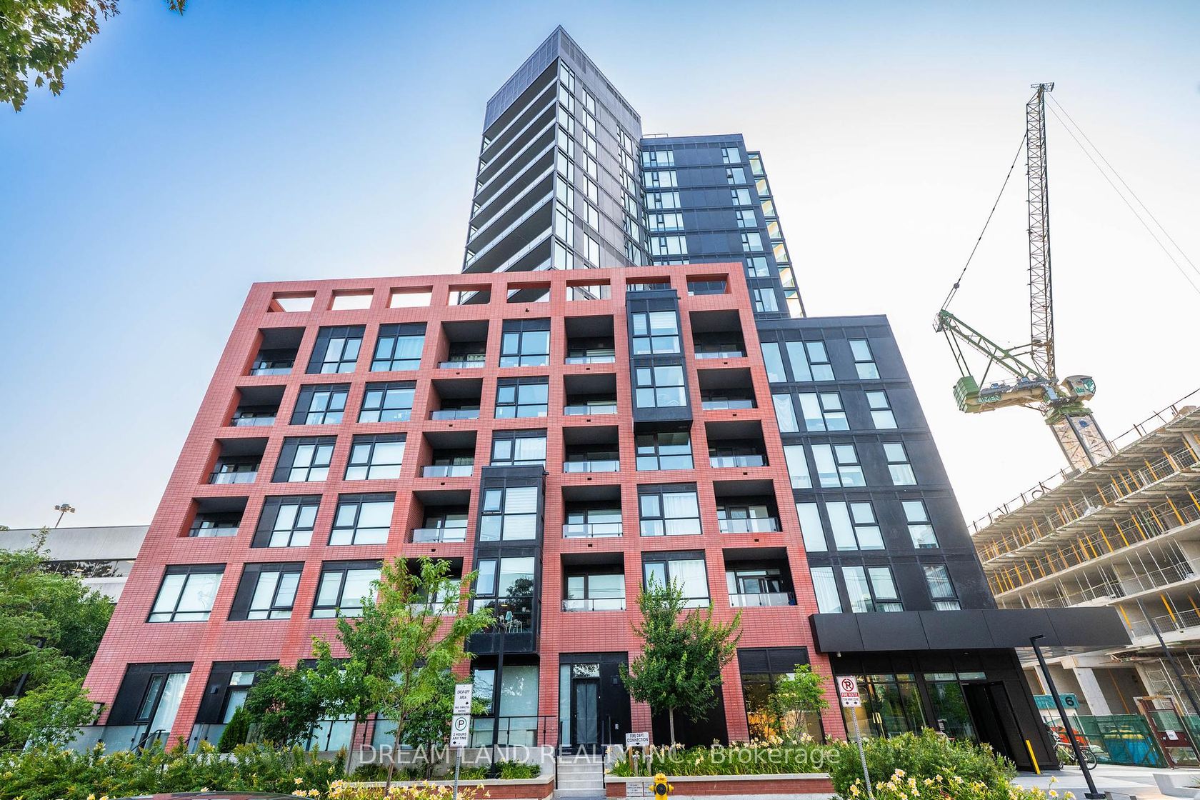621 - 8 Tippett Road, Clanton Park, Toronto 