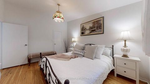 Photo 24 at 76 - 6 Esterbrooke Avenue, Don Valley Village, Toronto