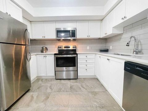 Photo 12 at 60 - 2441 Greenwich Drive, WM Westmount, Oakville
