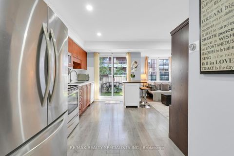 Photo 8 at 80 - 37 Four Winds Drive, York University Heights, Toronto