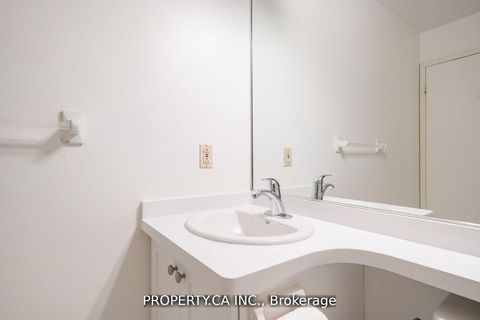 Photo 11 at SPH2406 - 10 Queens Quay W, Waterfront Communities C1, Toronto
