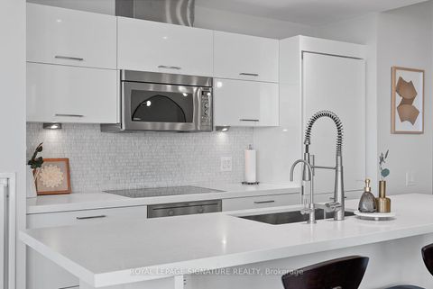 Photo 10 at 2005 - 90 Park Lawn Road, Mimico, Toronto