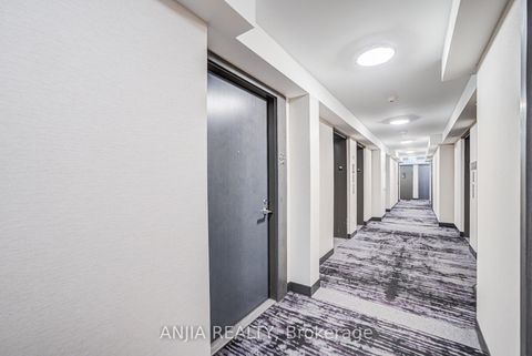 Photo 8 at 1526 - 9 Mabelle Avenue, City Centre West, Toronto