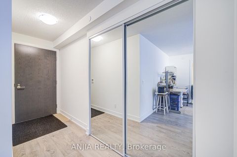Photo 10 at 1526 - 9 Mabelle Avenue, City Centre West, Toronto