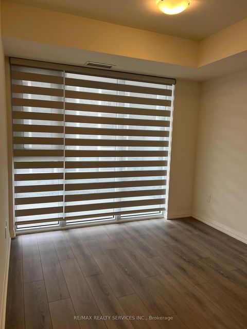 Photo 4 at 420 - 8960 Jane Street, Vellore Village, Vaughan