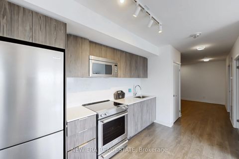 Photo 9 at 413 - 30 Samuel Wood Way, City Centre West, Toronto