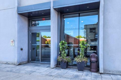 Photo 7 at 416 - 20 Gladstone Avenue, Little Portugal, Toronto