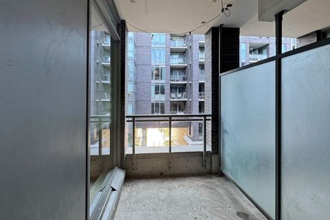 Photo 36 at 416 - 20 Gladstone Avenue, Little Portugal, Toronto