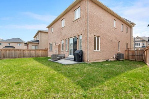 Photo 41 at 3159 William Rose Way, JM Joshua Meadows, Oakville