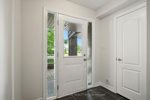 Photo 3 at 2570 Grand Oak Trail, WM Westmount, Oakville