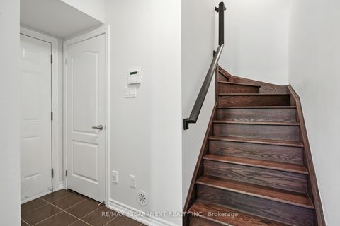 Photo 4 at 2570 Grand Oak Trail, WM Westmount, Oakville