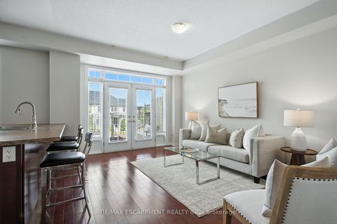 Photo 5 at 2570 Grand Oak Trail, WM Westmount, Oakville