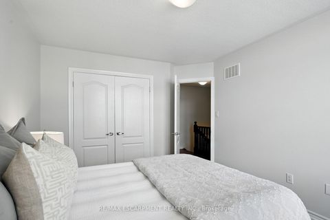 Photo 12 at 2570 Grand Oak Trail, WM Westmount, Oakville