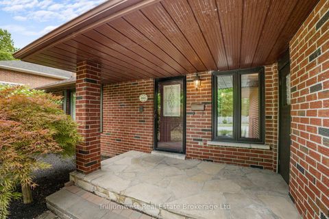 Photo 4 at 444 Bonny Meadow Road, FD Ford, Oakville