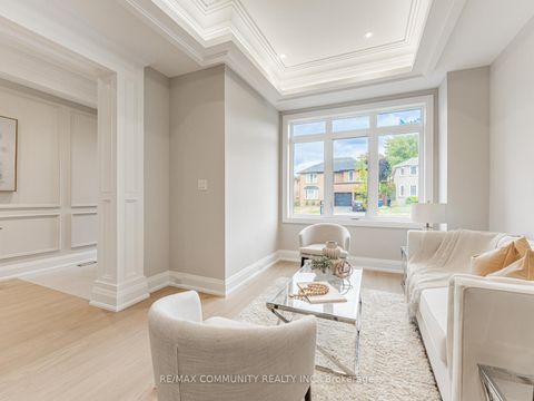 Photo 4 at 37 Sugarbush Square, Highland Creek, Toronto