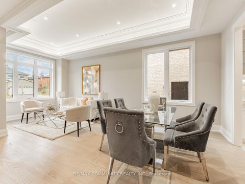 Photo 7 at 37 Sugarbush Square, Highland Creek, Toronto