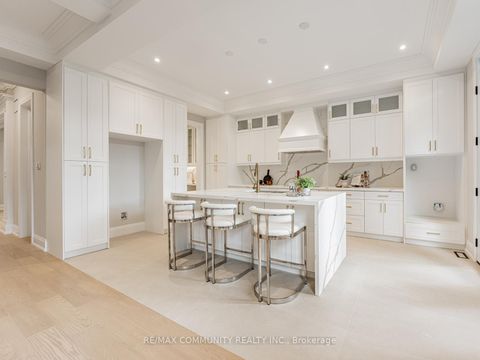 Photo 12 at 37 Sugarbush Square, Highland Creek, Toronto