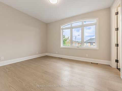 Photo 28 at 37 Sugarbush Square, Highland Creek, Toronto