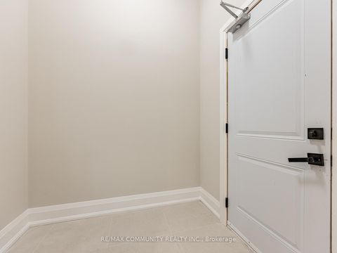 Photo 31 at 37 Sugarbush Square, Highland Creek, Toronto