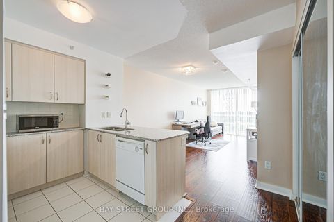 Photo 6 at 1003 - 5740 Yonge Street, Newtonbrook West, Toronto Photo 6 at 1003 - 5740 Yonge Street, Newtonbrook West, Toronto