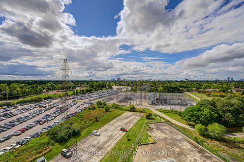 Photo 31 at 1003 - 5740 Yonge Street, Newtonbrook West, Toronto