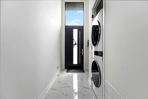 Photo 3 at 160 Byng Avenue, Oakridge, Toronto