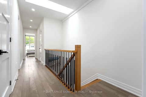 Photo 11 at 160 Byng Avenue, Oakridge, Toronto