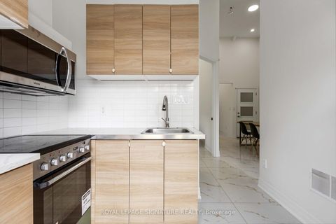 Photo 26 at 160 Byng Avenue, Oakridge, Toronto