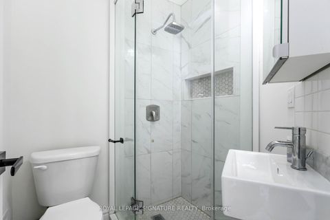 Photo 29 at 160 Byng Avenue, Oakridge, Toronto