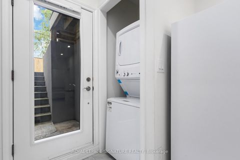 Photo 42 at 160 Byng Avenue, Oakridge, Toronto