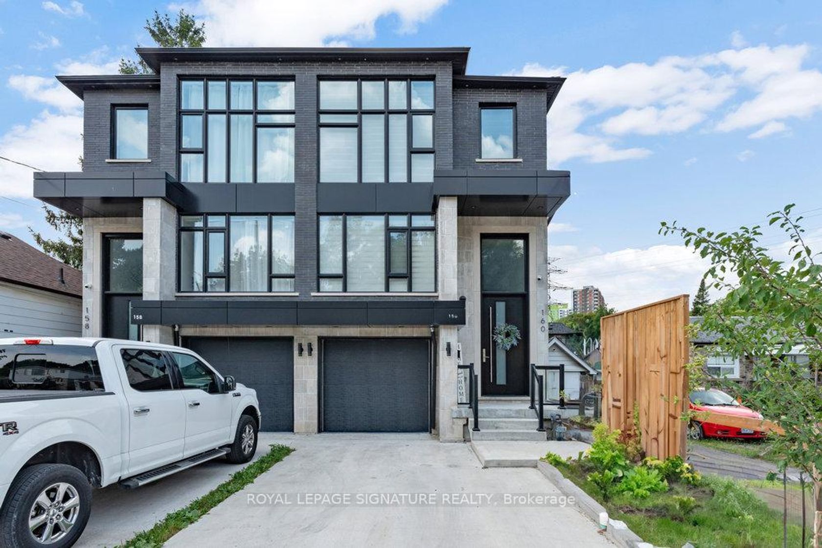 160 Byng Avenue, Oakridge, Toronto 