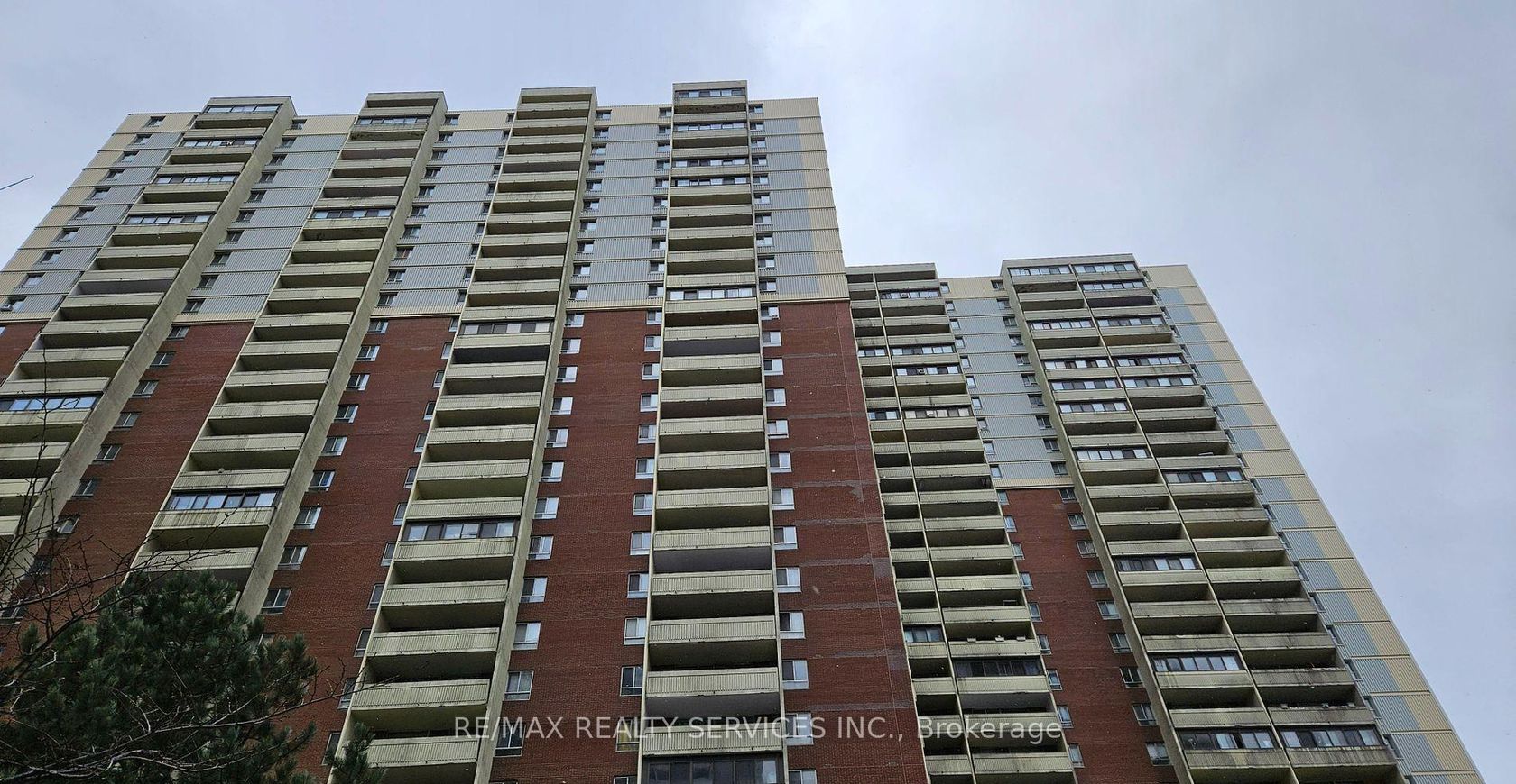 207 - 1 Massey Square, Crescent Town, Toronto 