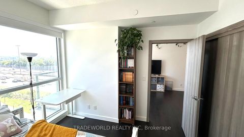 Photo 11 at 702 - 27 McMahon Drive, Bayview Village, Toronto