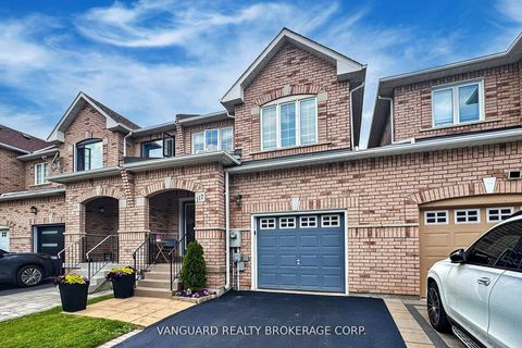 Photo 5 at 117 Gianmarco Way, Vellore Village, Vaughan