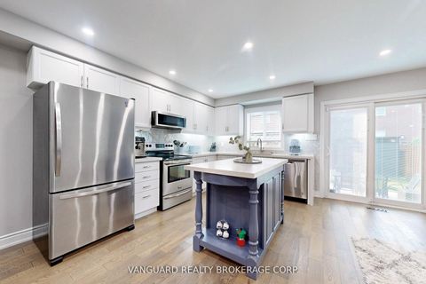 Photo 15 at 117 Gianmarco Way, Vellore Village, Vaughan