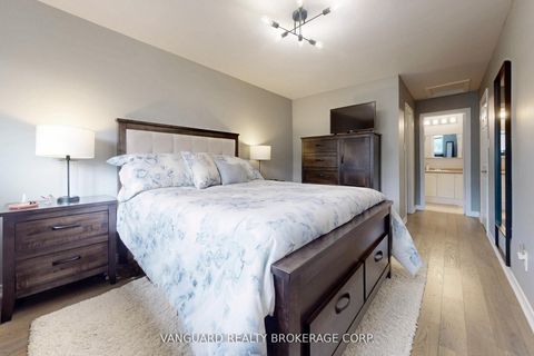 Photo 28 at 117 Gianmarco Way, Vellore Village, Vaughan